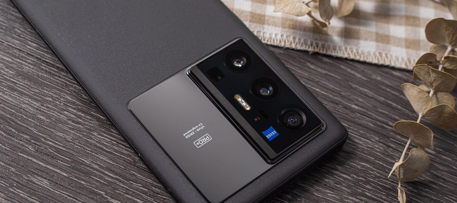 Смартфон Vivo X70t представлен официально